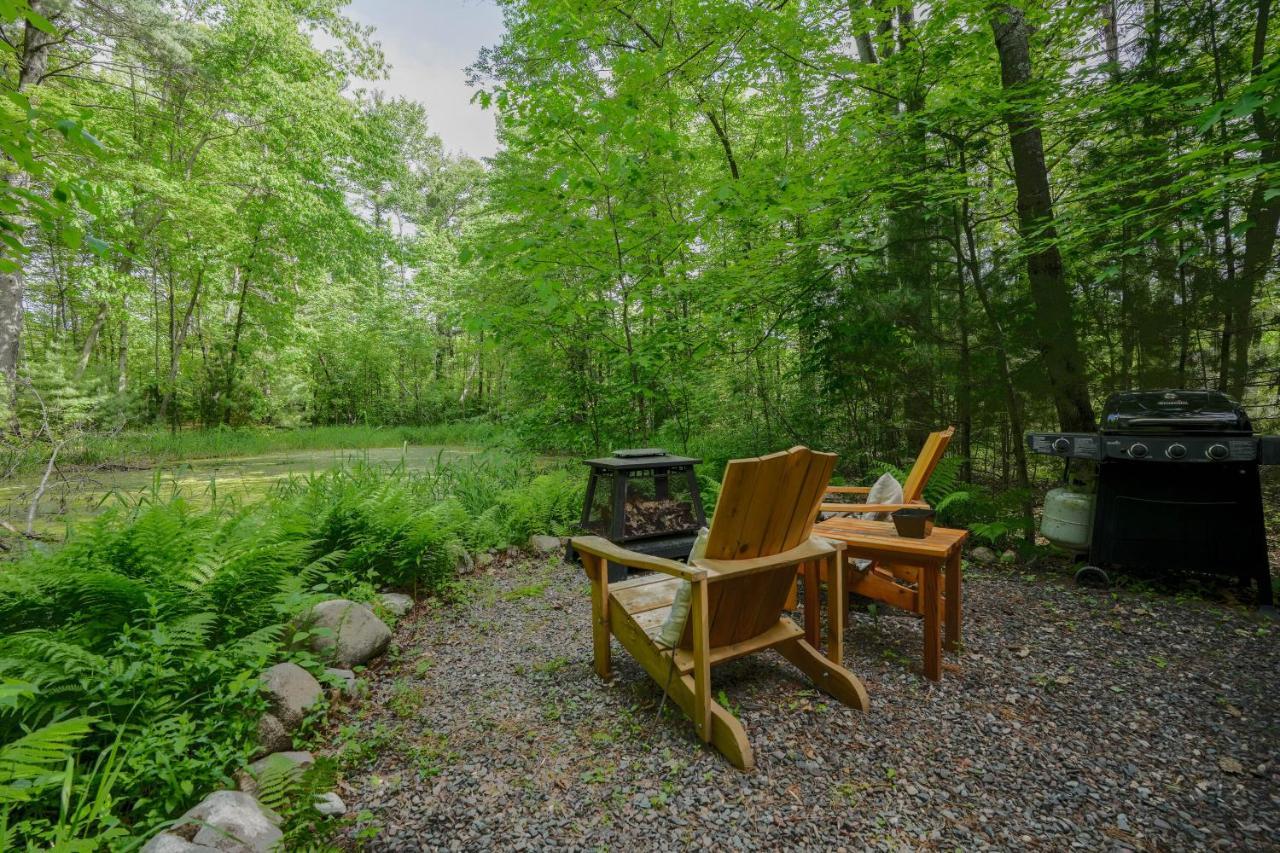 Vintage Wild West Tiny Hotel In The Woods! Pine City エクステリア 写真