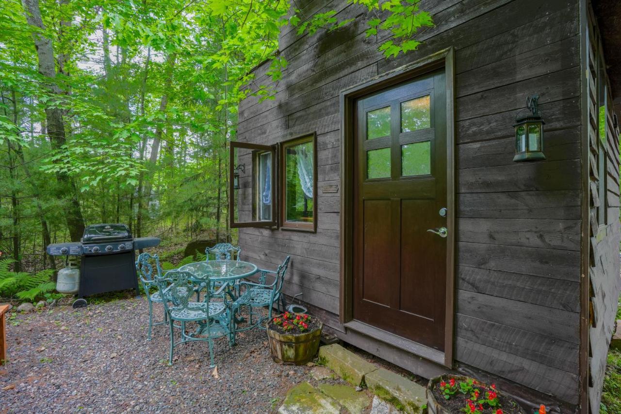 Vintage Wild West Tiny Hotel In The Woods! Pine City エクステリア 写真